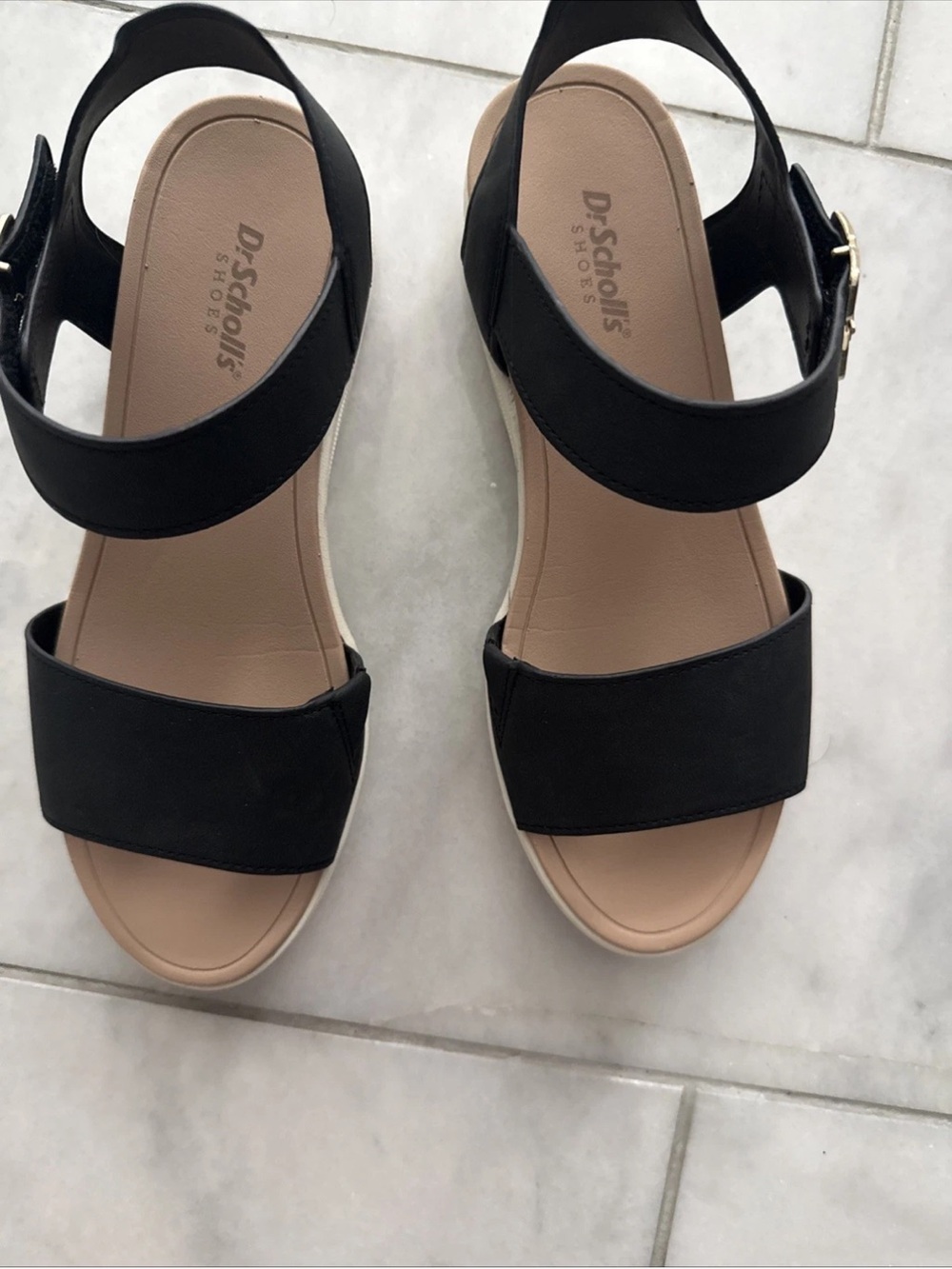 Women Black Ankle-Strap Platform Sandals - Picture 2 of 5